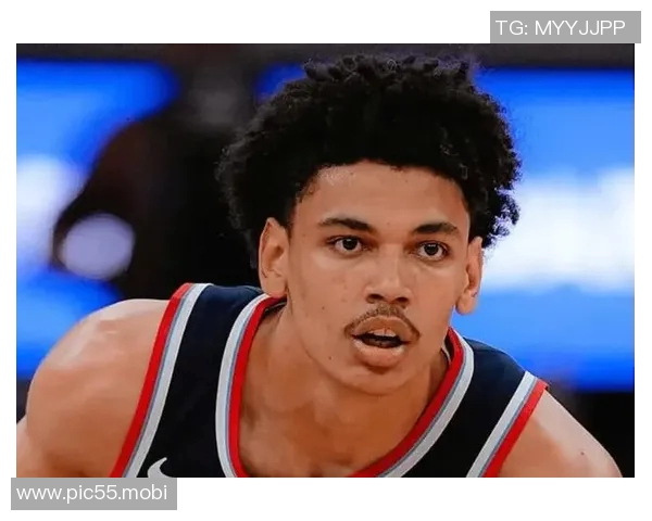 快船88-94森林狼 球员评价:2人优秀,3人及格,5人低迷 快船88-94森林狼 球员评价:2人优秀,3人及格,5人低迷